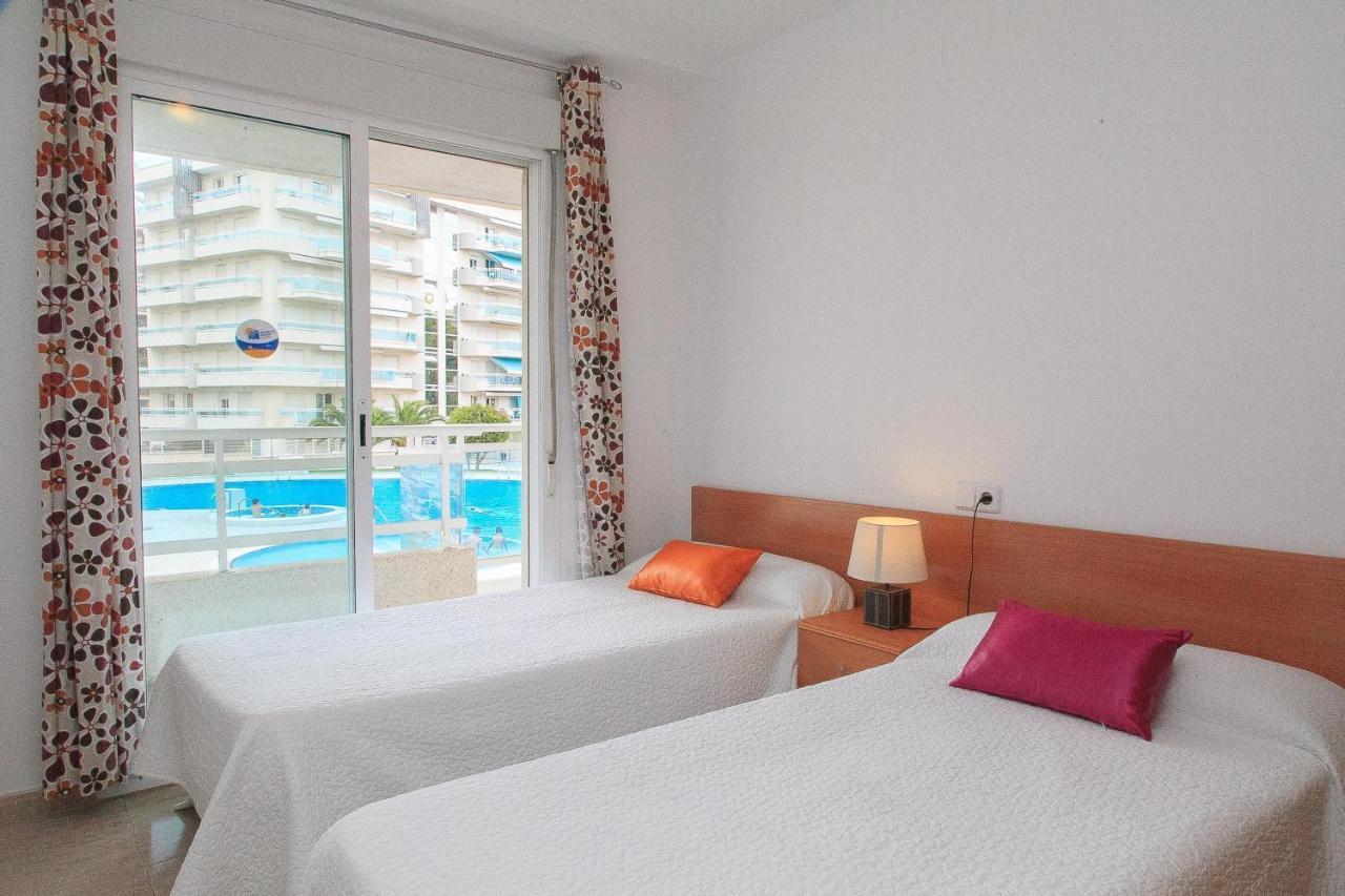 Uhc Larimar Family Complex Apartment Salou Bilik gambar